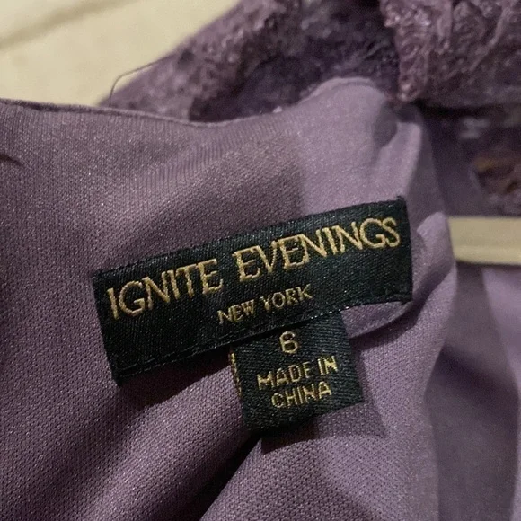 Ignite Evening gown - Picture 6 of 6